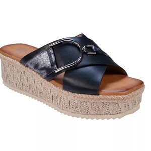 New GC Women’s Lindsey Strappy Platform Slide Sandals Size 6 Purchased at Macys